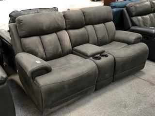 LA-Z-BOY EMPIRE 2 SEATER POWER RECLINER SOFA WITH HEAD TILT & TABLE IN AUSTIN GRAPHITE FABRIC - RRP £3399: LOCATION - C7