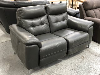 LA-Z-BOY LEATHER 2 SEATER POWER RECLINER SOFA IN CHARCOAL: LOCATION - C7