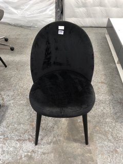 VELVET DINING CHAIR IN BLACK - RRP £114: LOCATION - A4