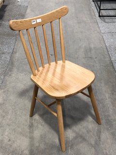 NEWARK SPINDLE DINING CHAIR IN OAK - RRP £149: LOCATION - A4