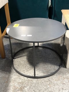 ROUND METAL GARDEN SIDE TABLE IN DARK GREY: LOCATION - A4