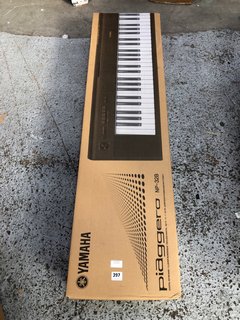 YAMAHA PIAGGERO NP-32B KEYBOARD IN BLACK - RRP £225: LOCATION - DR8