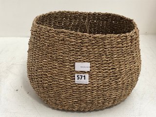 NKUKU NOKO SEAGRASS BASKET SMALL: LOCATION - BR