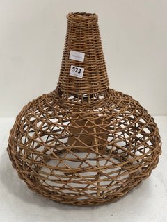 NKUKU BERU RATTAN LAMPSHADE SMALL: LOCATION - BR