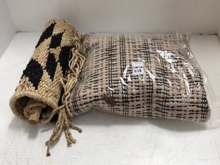 NKUKU MIKA RECYCLED CUSHION COVER SQUARE TO INCLUDE JUTE TAPESTRY: LOCATION - BR