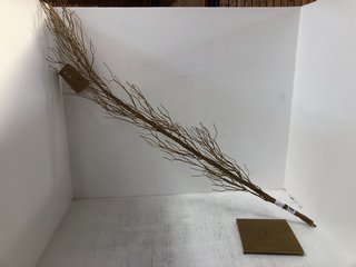 NKUKU.COM EXTRA LARGE CHARIDA BASE WIRE TREE IN BRASS - RRP £180: LOCATION - CR