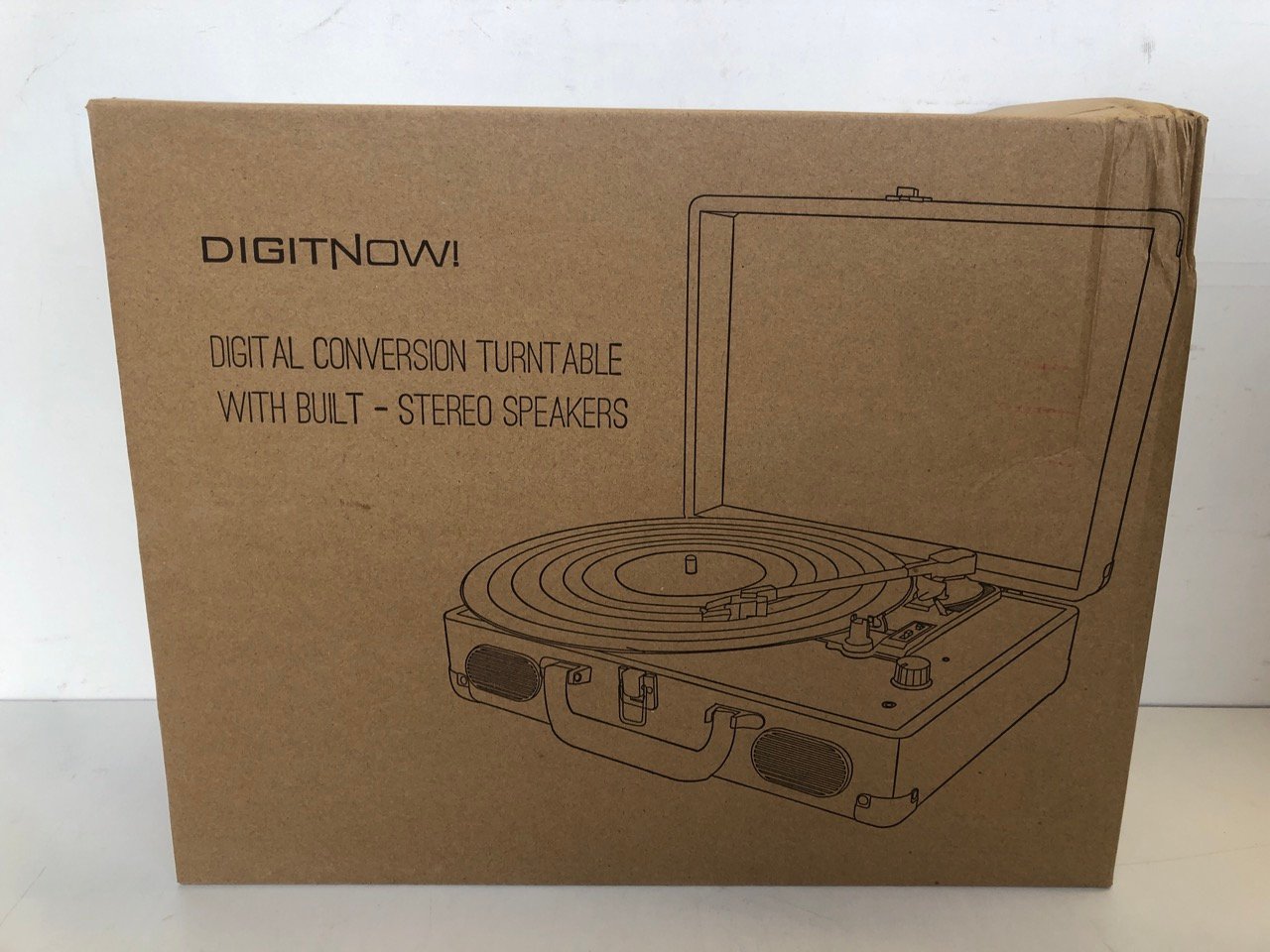 John Pye Auctions DIGITNOW DIGITAL CONVERSION TURNTABLE WITH BUILT IN