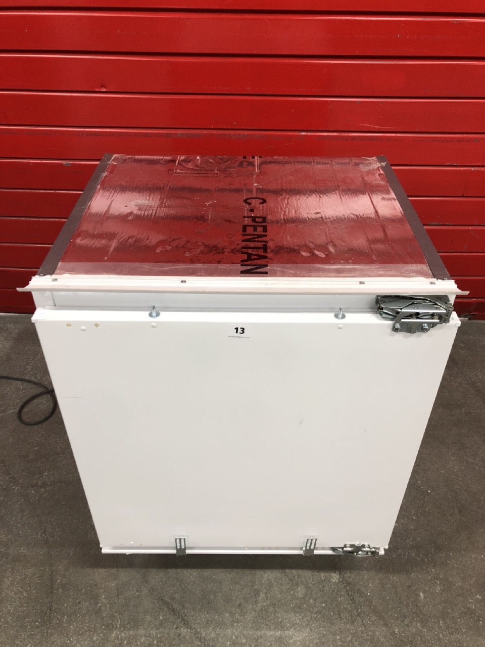 John Pye Auctions HOTPOINT INTEGRATED FRIDGE MODEL HF A1 UK 1 RRP £