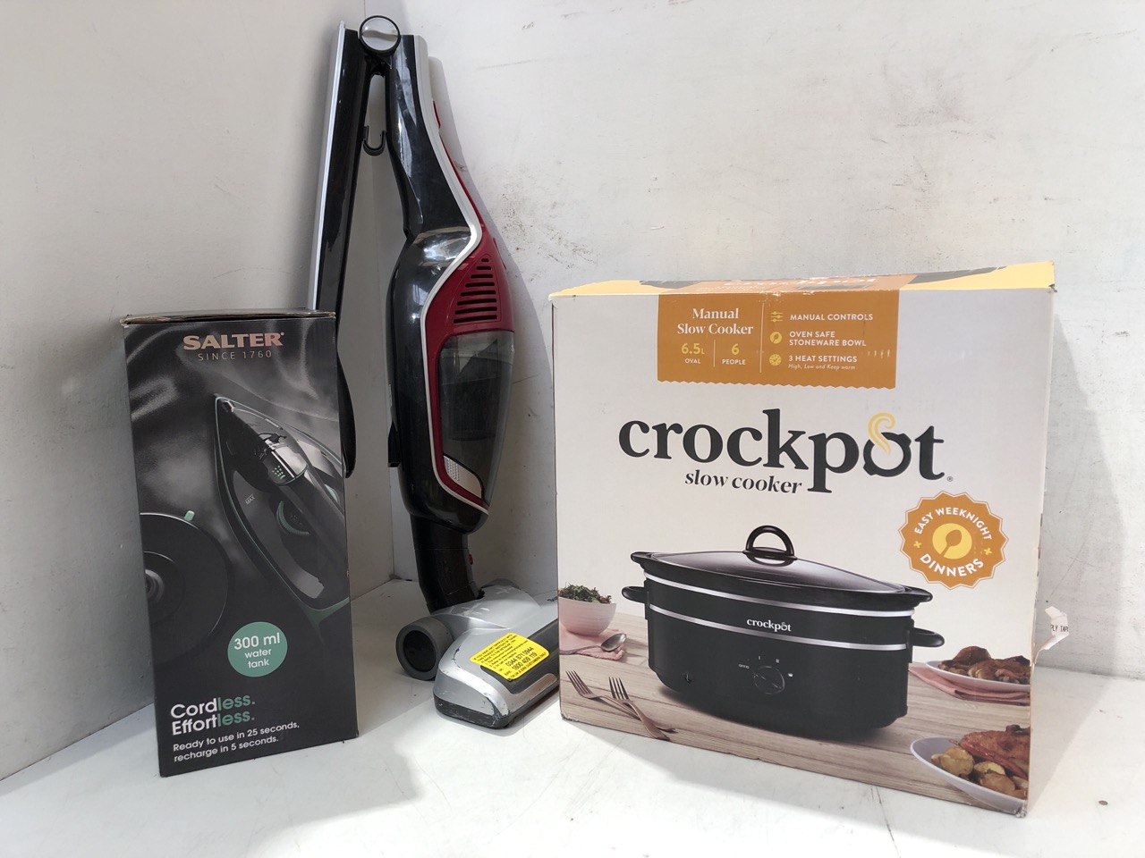 John Pye Auctions COMMERCIAL QUANTITY OF HOUSEHOLD ELECTRICALS TO