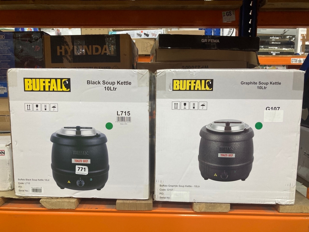 John Pye Auctions 2 X BUFFALO SOUP KETTLES 10L IN BLACK AND GRAPHITE ( ROW 4 )