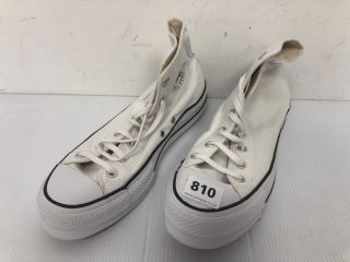 CONVERSE CHUCK TAYLOR ALL STAR HI-TOP TRAINERS IN WHITE UK SIZE 8
