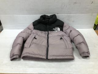 THE NORTH FACE JUNIOR JACKET IN BLACK & PURPLE SIZE M