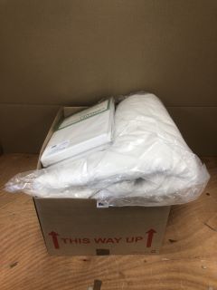 BOX OF ASSORTED BEDDING ITEMS
