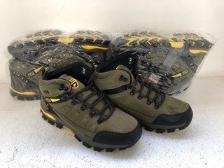 3 X PAIRS OF HIKING BOOTS IN ARMY GREEN-UK SIZE 9: LOCATION - WH4