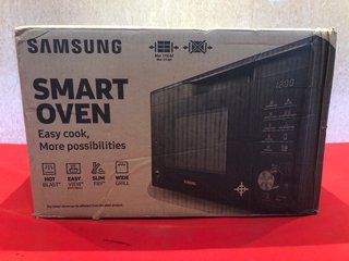 SAMSUNG 28 LITRE CONVECTION MICROWAVE OVEN - MODEL MC28M6075CS - RRP £239: LOCATION - BOOTH