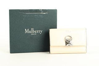 MULBERRY IRIS TRIFOLD HIGH SHINE LEATHER PURSE IN EGGSHELL - MODEL RL7368 - RRP £325: LOCATION - BOOTH