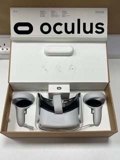 META (OCULUS) QUEST 2 64 GB GAMES CONSOLE IN WHITE: MODEL NO KW49CM (BOXED WITH HEADSET, CONTROLLERS & CHARGING CABLE, VERY GOOD COSMETIC CONDITION, MINOR MARK ON RIGHT CONTROLLER) [JPTM101928]. THIS