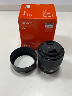 SONY FE 50MM, F1.8 CAMERA LENS IN BLACK: MODEL NO SEL50F18F (BOXED WITH LENS HOOD, VERY GOOD COSMETIC CONDITION) [JPTM101230]. THIS PRODUCT IS FULLY FUNCTIONAL AND IS PART OF OUR PREMIUM TECH AND ELE