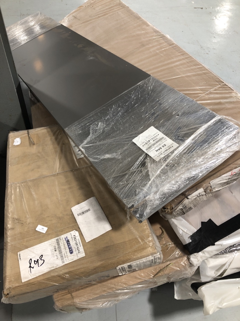 John Pye Auctions 4 X PALLETS OF FURNITURE PARTS TO