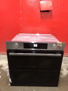 SAMSUNG BUILT IN SINGLE OVEN - MODEL NV7B45A05AS