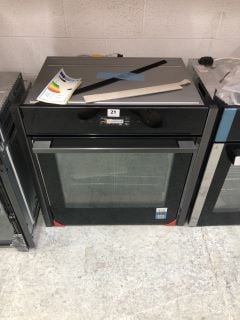 NEFF BUILT IN SINGLE OVEN MODEL: B54CR71G0B (COLLECTION OR OPTIONAL DELIVERY AVAILABLE*)