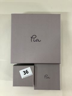 3 X BOXED ITEMS OF PIA JEWELLERY TO INCLUDE SILVER REINDEER EARRINGS