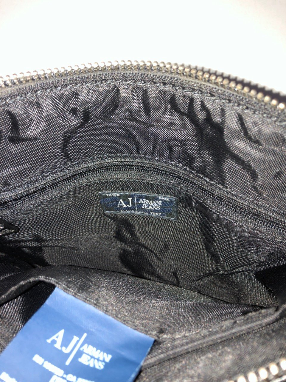 John Pye Auctions ARMANI JEANS SHOULDER BAG