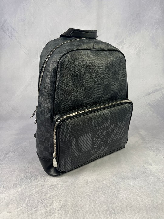 Louis Vuitton Black Campus Backpack.  Dimensions:Approx H:41cm W:32cm D:12cm.