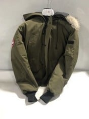 CANADA GOOSE WINTER COAT IN KHAKI WITH FUR HOOD SIZE SMALL - RRP £1450 (ROW 1)