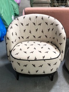 FAE BRIGITTA LINEN-BLEND OCCASIONAL ACCENT CHAIR IN BUMBLEBEE PATTERN - RRP £898: LOCATION - B6