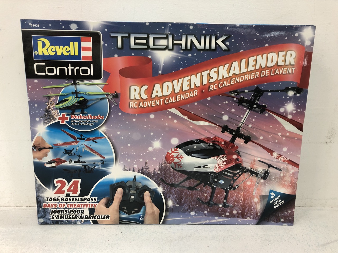 John Pye Auctions REVELL TECHNIK RC HELICOPTER ADVENT CALENDAR