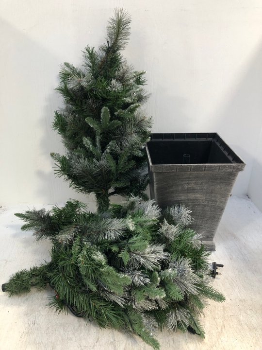 John Pye Auctions JOHN LEWIS AND PARTNERS 4.5 FOOT PRE LIT POTTED