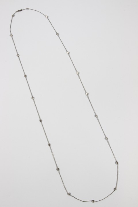 9ct White Gold 2.16ct Diamond By The Yard Necklace, 89cm, 3g.  Auction Guide: £1,500-£2,000