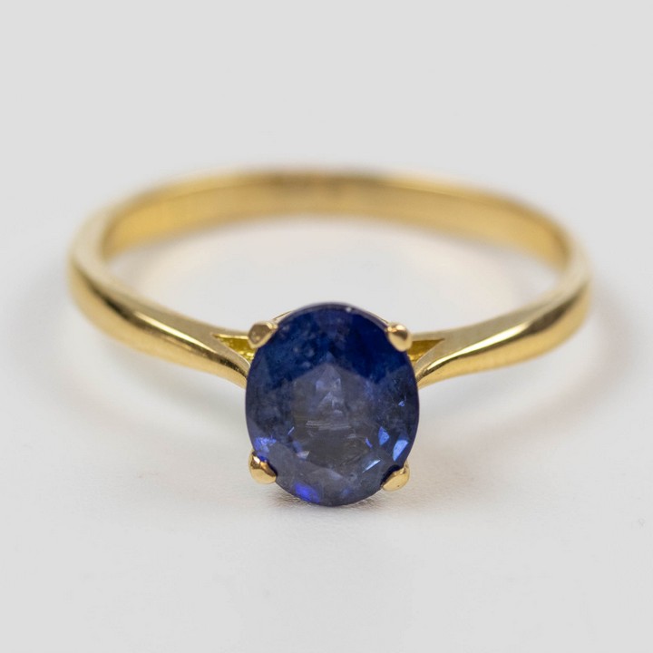 18ct Yellow Gold 1.35ct Natural Blue Sapphire Solitaire Ring, Size M, 2.4g.  Auction Guide: £600-£700