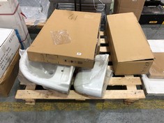 PALLET OF ASSORTED ITEMS TO INCLUDE SANEUX FLUSHE 2.0 82X58CM (BLOCK A) (COLLECTION ONLY)