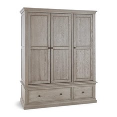 OAK FURNITURE LAND BURLEIGH WEATHERED OAK TRIPLE WARDROBE - RRP £1699 (BLOCK A)(COLLECTION OR OPTIONAL DELIVERY AVAILABLE*)