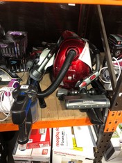 QTY OF ASSORTED HOOVERS / PARTS TO INCLUDE MORPHY RICHARDS ESSENTIALS COMPACT VACUUM CLEANER (MAY ONLY BE PARTS) (ROW 1)