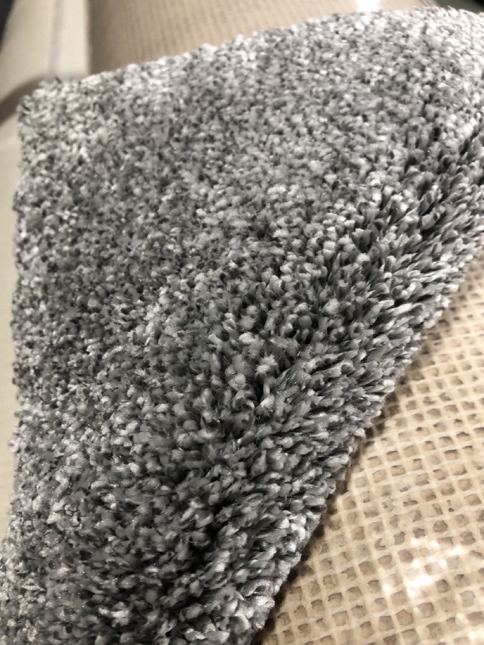 John Pye Auctions ROLL OF CARPET IN KENSINGTON HEATHERS L 2.4 X W 4M EST WEIGHT 41.15KG