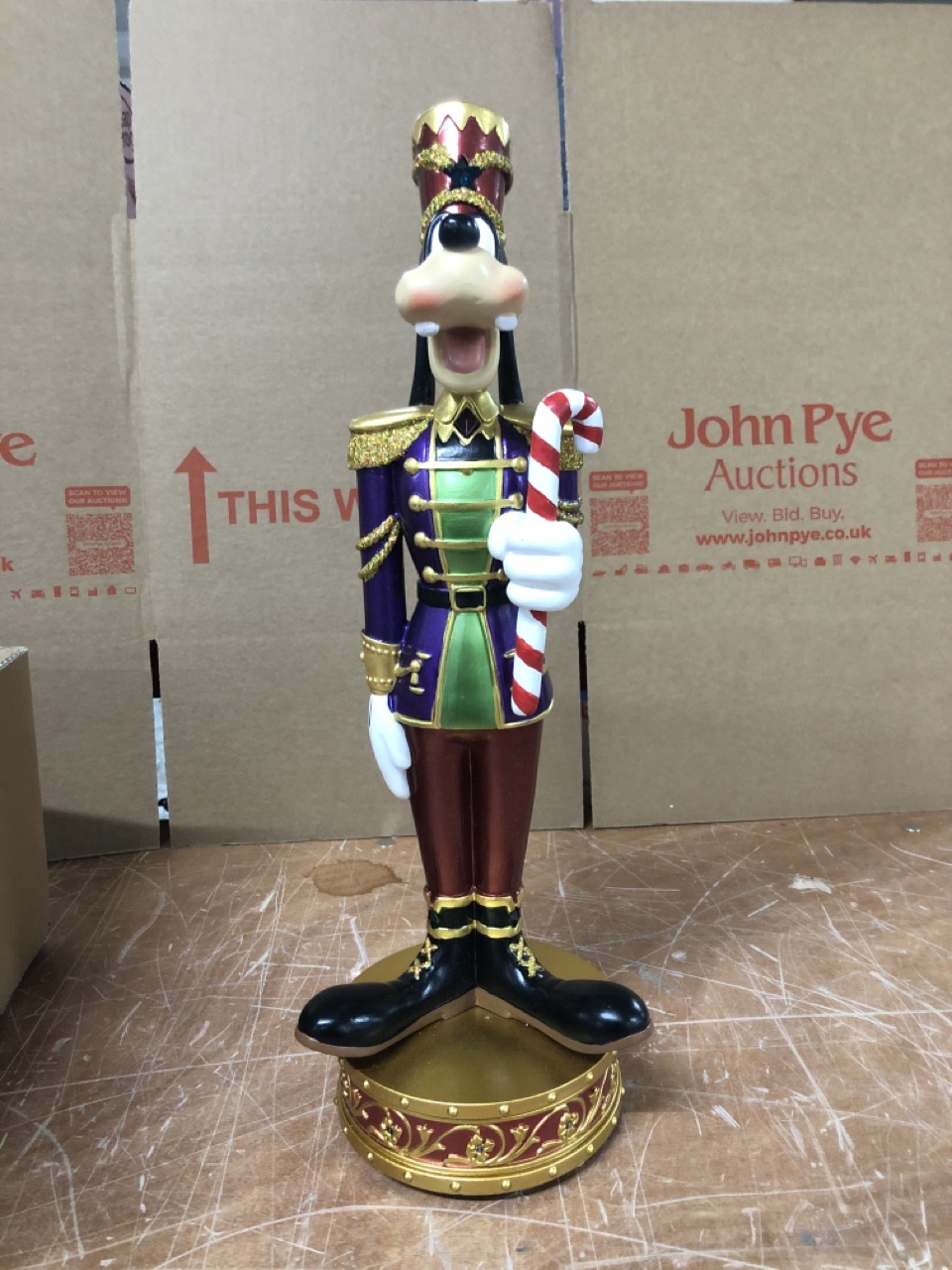 John Pye Auctions BOX OF CHRISTMAS DECORATIONS INC. DISNEY CHRISTMAS