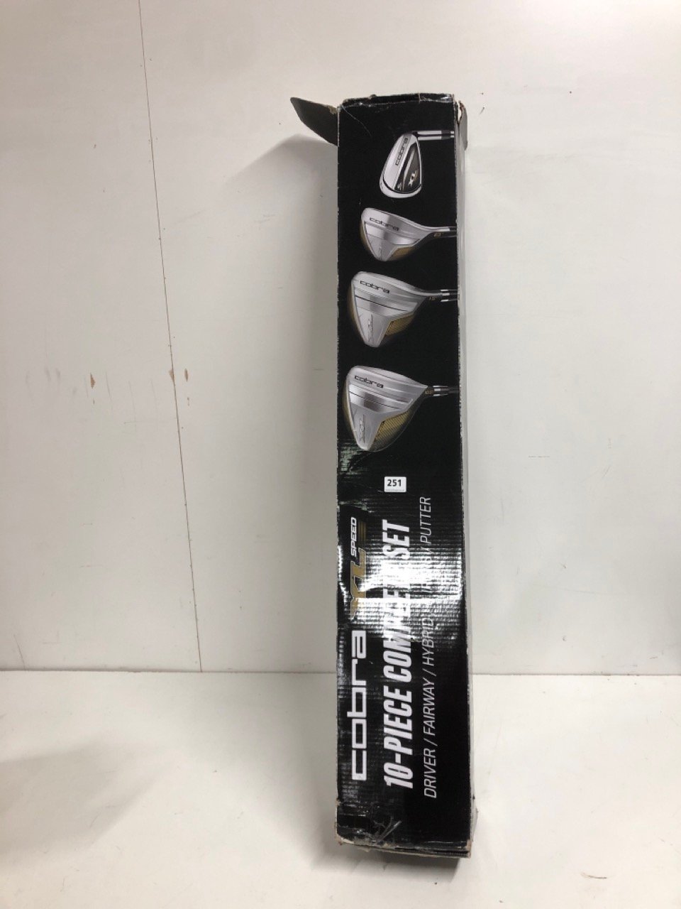 John Pye Auctions COBRA GOLF SET INC DRIVER,HYBRID,GAP WEDGE,6,8,9