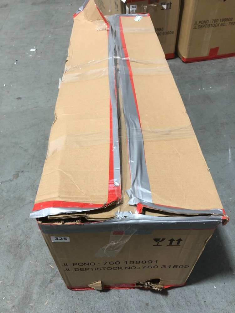 John Pye Auctions JOHN LEWIS NEWINGTON PRELIT CHRISTMAS TREE 6FT