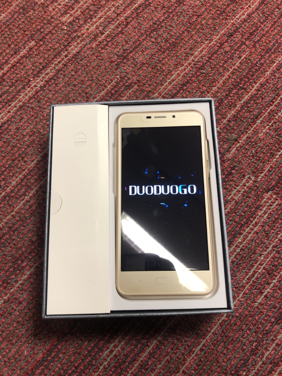 John Pye Auctions DUODUO GO PHONE ROSE GOLD ANDROID LOCATION A18