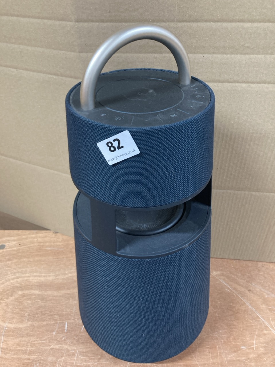 John Pye Auctions LG PORTABLE BLUETOOTH SPEAKER (COLLECTION OR