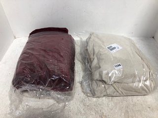 2 X COZEE HOME FLEECED HEATED BLANKETS IN LIGHT BROWN AND DARK RED: LOCATION - B2