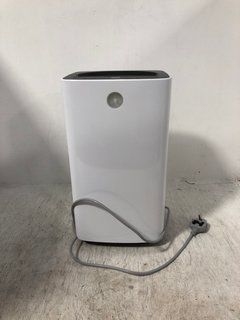 12L DEHUMIDIFIER: LOCATION - B5