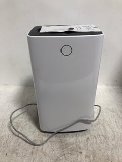 12L DEHUMIDIFIER: LOCATION - B5