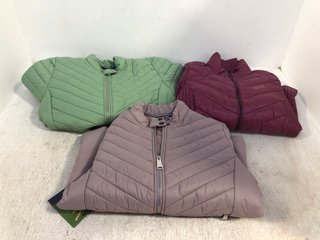 3 X REGATTA LIGHT WEIGHT NON HOODED ZIP UP JACKETS IN PURPLE , GREEN AND LILAC SIZE: 10 AND 12: LOCATION - B7