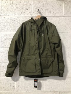 COLLECTION HD LINED FISHING JACKET IN GREEN SIZE: XL: LOCATION - B10