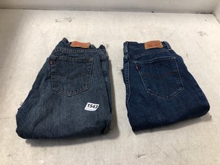 2 X ASSORTED LEVI'S DENIM JEANS IN DARK WASH IN VARIOUS SIZES RRP - £125: LOCATION - B17