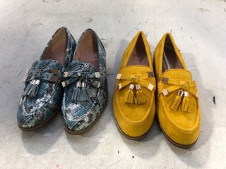 2 X ASSORTED WOMENS SHOES TO INCLUDE MODA IN PELLE ENLEENA SUEDE SLIP ON LOAFERS IN MUSTARD SIZE: 38 EU: LOCATION - D5